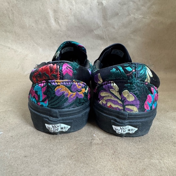 Vans Festival Black Satin Floral Embroidered Slip On Sneakers. Size 6.5 - Picture 4 of 7